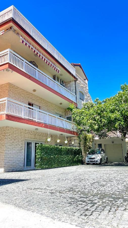 Apartments Neven Omiš Kültér fotó