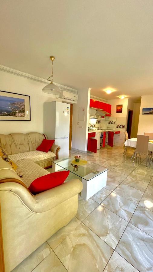 Apartments Neven Omiš Kültér fotó