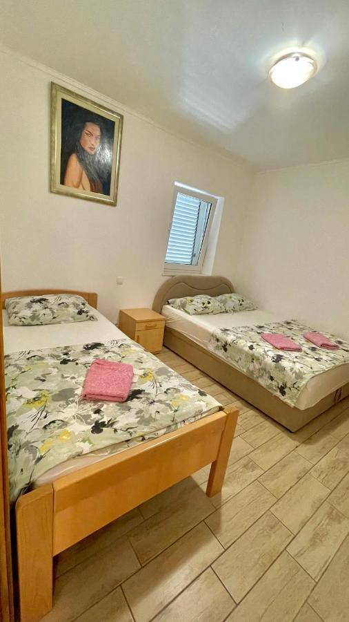 Apartments Neven Omiš Kültér fotó