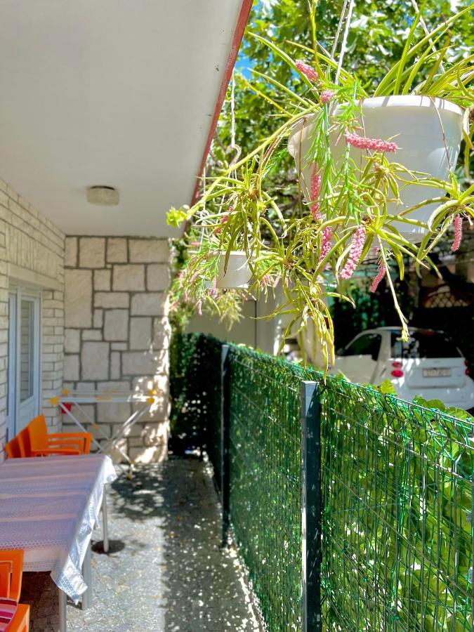 Apartments Neven Omiš Kültér fotó